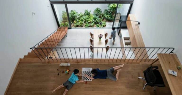 Ghé thăm ngôi nhà 3 tầng “ruộng bậc thang” trong hẻm nhỏ ở Quy Nhơn, lọt top 50 công trình nhà ở đẹp nhất thế giới