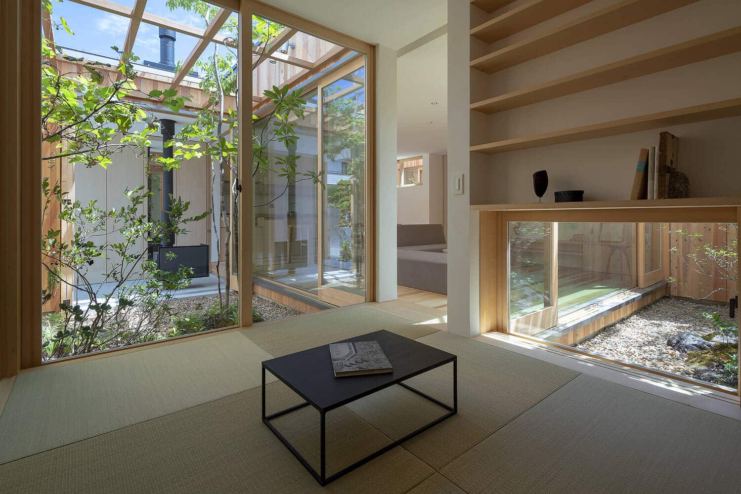 Nhà 1 tầng Nhật rộng 81m2, sở hữu 3 khoảng sân vườn xanh mát đan xen không gian sống
