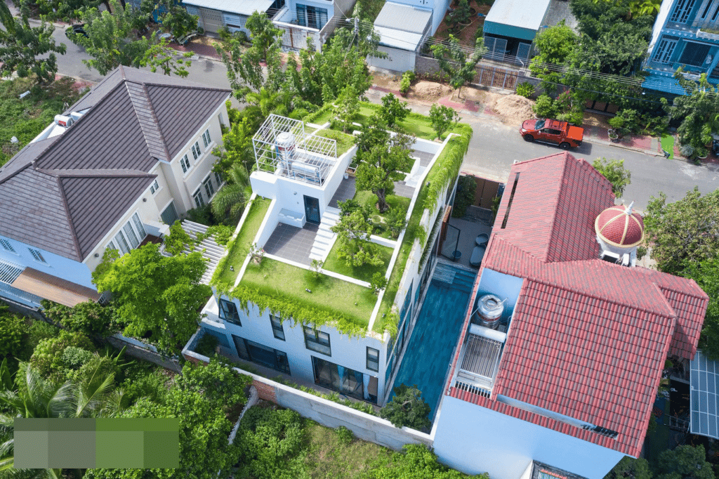 Ngôi nhà 2 tầng sở hữu khu vườn “trên mây” siêu độc lạ cùng không gian sống mê hoặc ở Phan Thiết